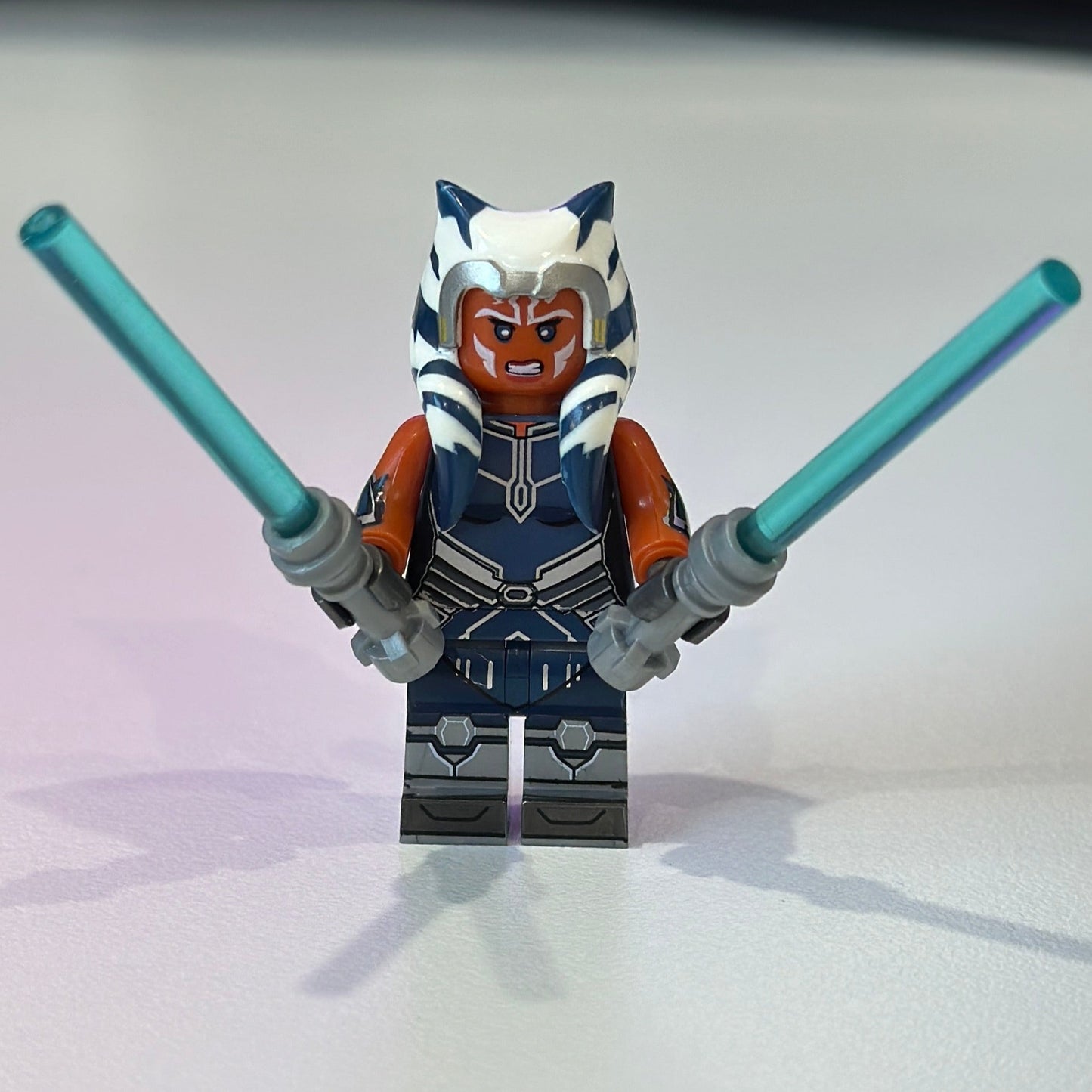 Star Wars Ahsoka Tano V2 Minifigure - Jedi