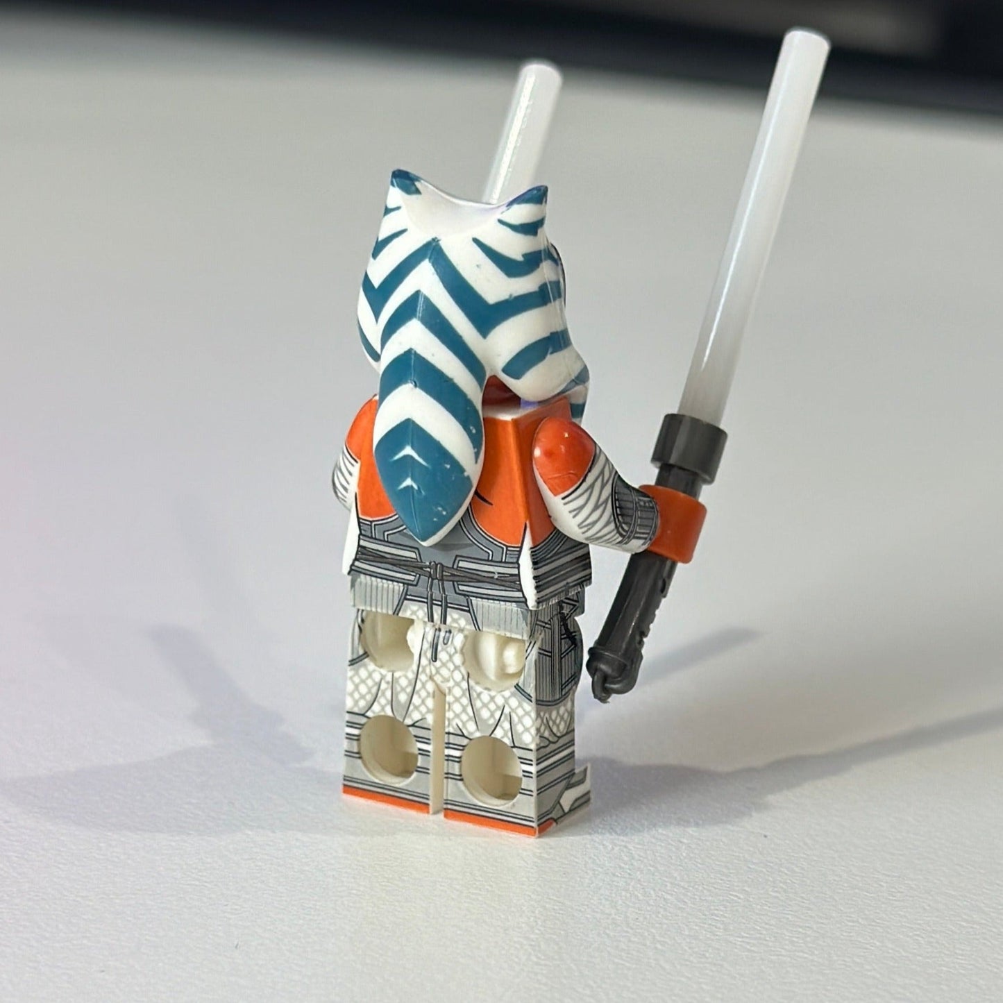 Star Wars Ahsoka Tano V3 Jedi Minifigure